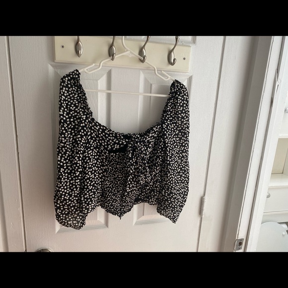 Reformation Bacio Ruffle Tie Back Crop Top - Picture 6 of 7